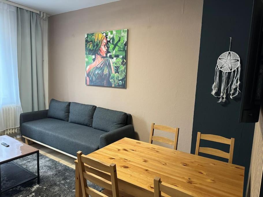 Choice Berlin - Wohnung Fuer Bis Zu 12 Personen Bagian luar foto