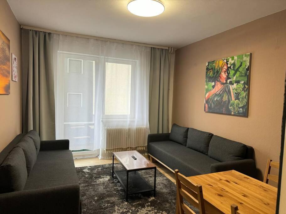 Choice Berlin - Wohnung Fuer Bis Zu 12 Personen Bagian luar foto