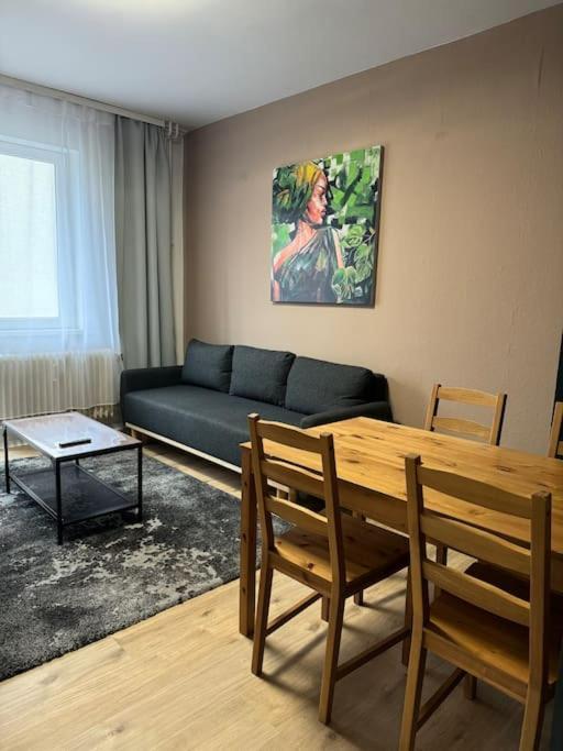 Choice Berlin - Wohnung Fuer Bis Zu 12 Personen Bagian luar foto