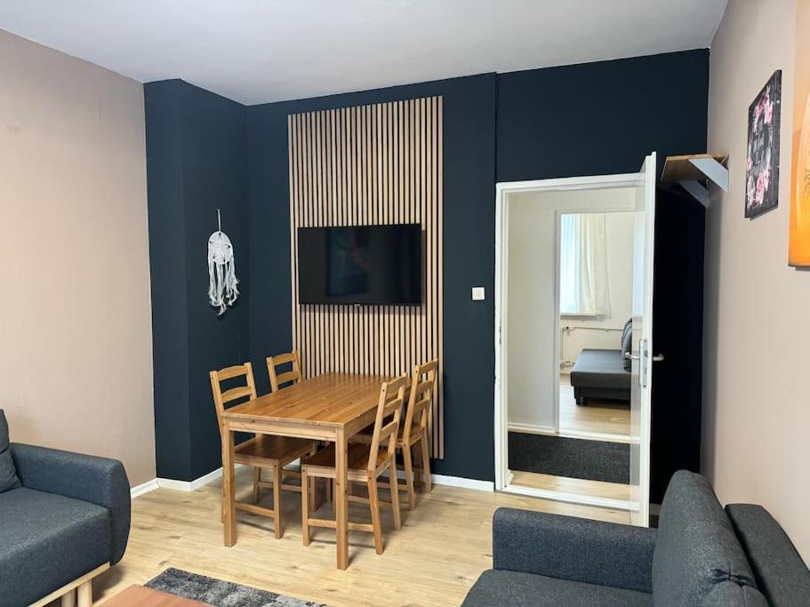 Choice Berlin - Wohnung Fuer Bis Zu 12 Personen Bagian luar foto