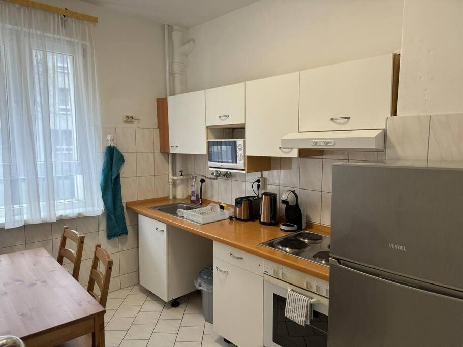 Choice Berlin - Wohnung Fuer Bis Zu 12 Personen Bagian luar foto